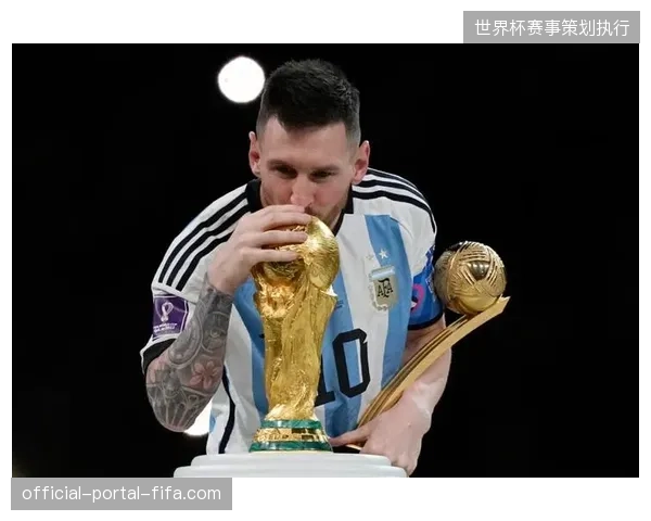 梅西以38岁高龄第六次出征世界杯，其在迈阿密国际的状态证明他仍是战术核心